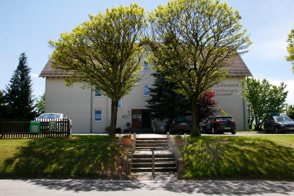 Landgasthof Schwanen Ostrach Екстериор снимка